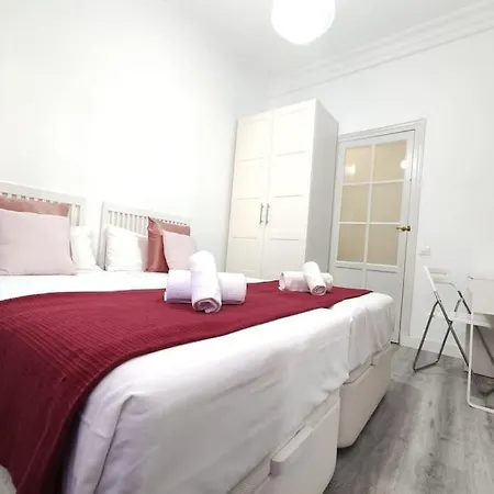 Apartament Family Center *